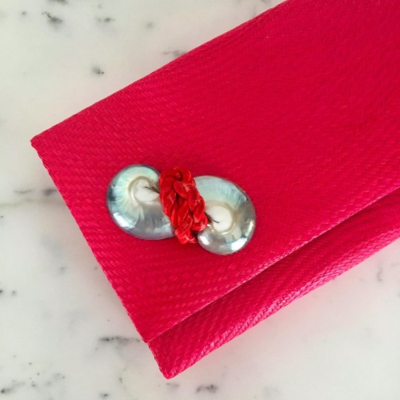 Vintage Fuschia Straw Clutch Bag with Abalone Trim - Picture 4 of 8